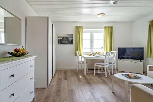Knusthof Lafrenz West — 4-Star Luxury Hotel in Fehmarn, Germany