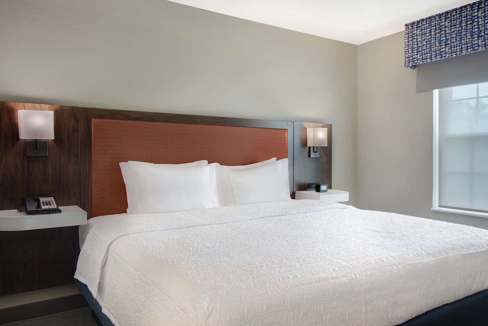 Hampton Inn & Suites Yonkers - photo 7