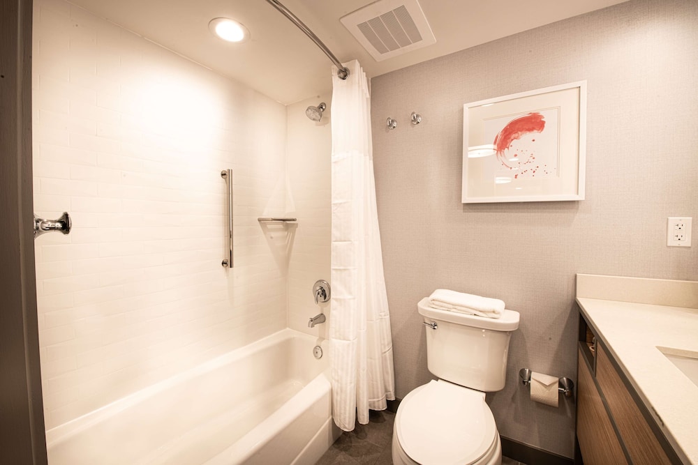 Hilton Garden Inn Asheville South - photo 24