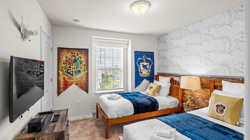 Fun For The Whole Family Townhome At Solterra Resort 5 Bedroom Townhouse by Redawning - photo 3