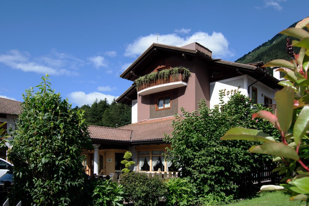 Hotel Belfiore - carbon neutral hotel in Monclassico