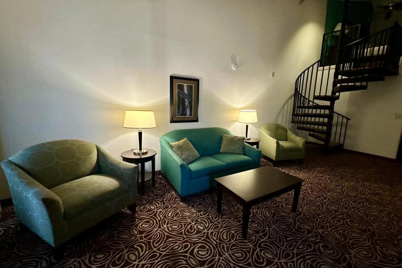 Country Inn & Suites by Radisson Murrells Inlet SC - photo 21