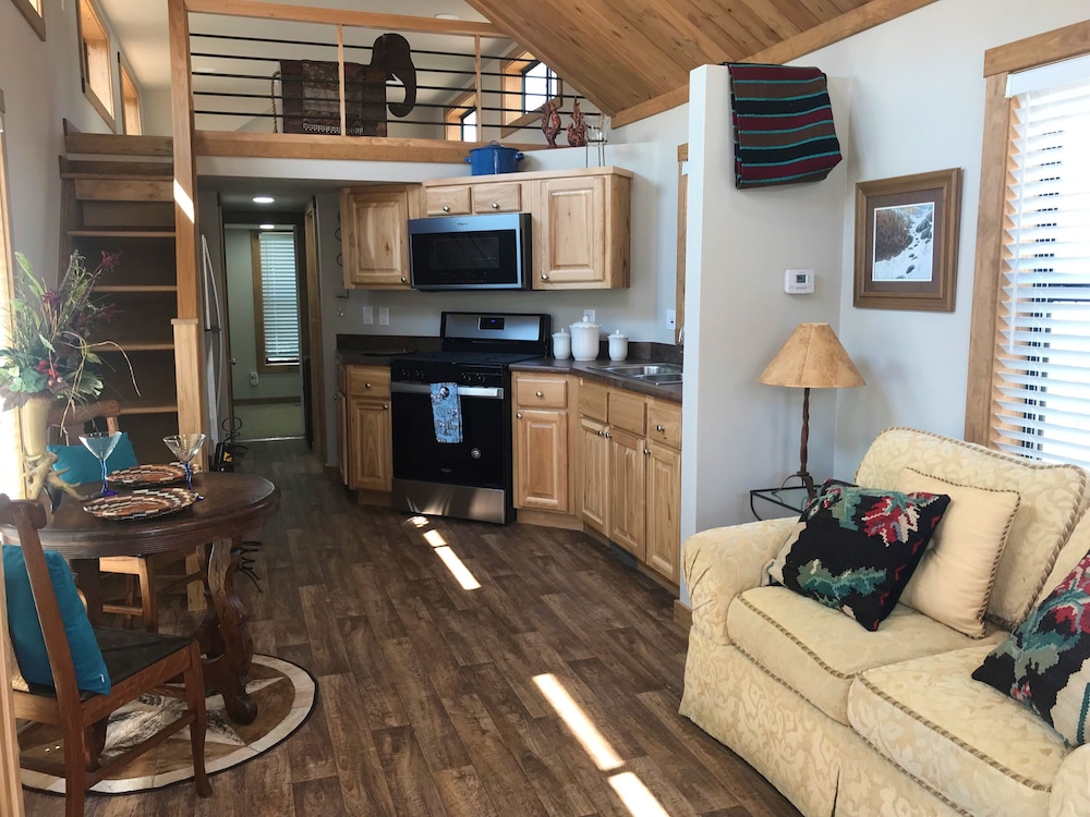 The Lodges of Oak Creek - photo 25