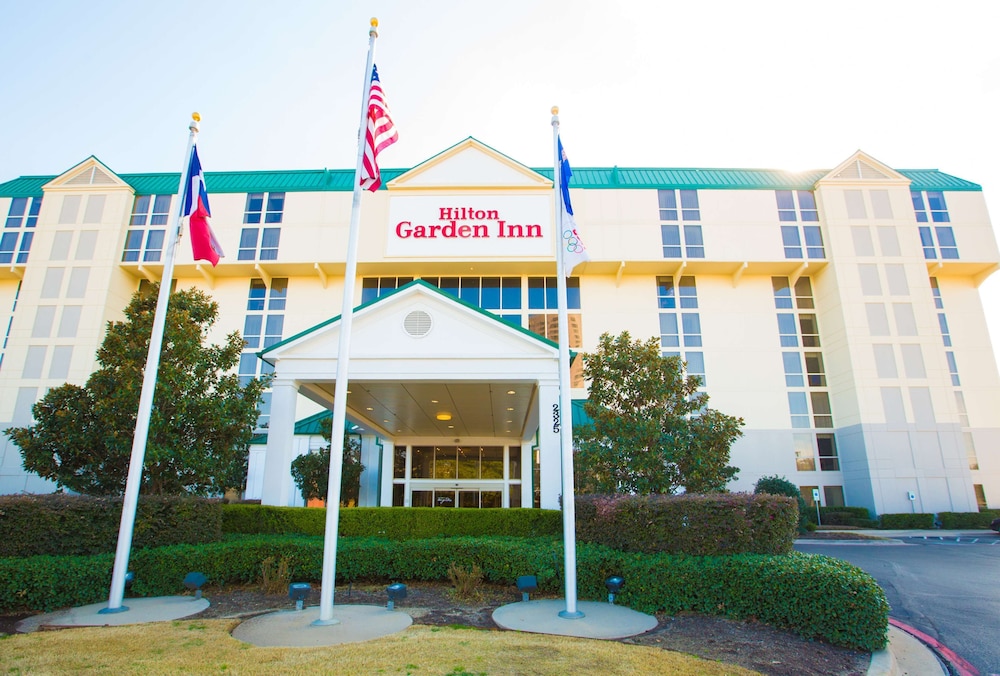 Hilton Garden Inn Dallas Market Center - photo 53