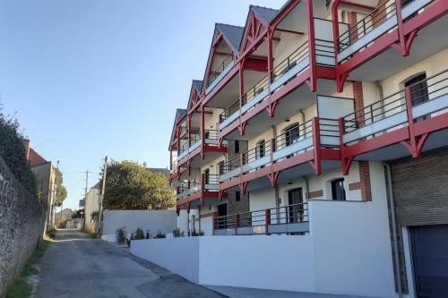 Les Voiles du Clipper T2 in Prefailles, France