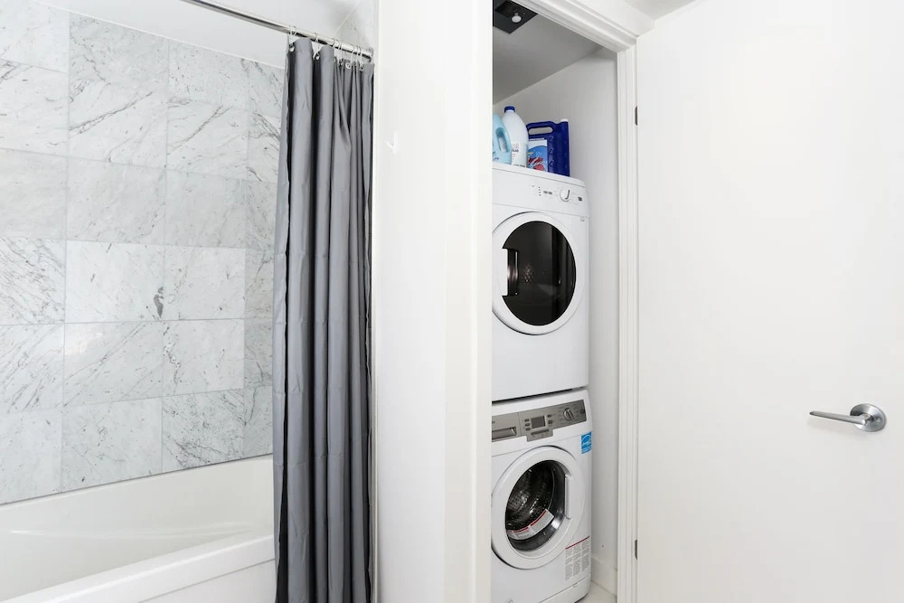 The Ice Condos North Tower by Veeds Private Suites in Toronto, Canada