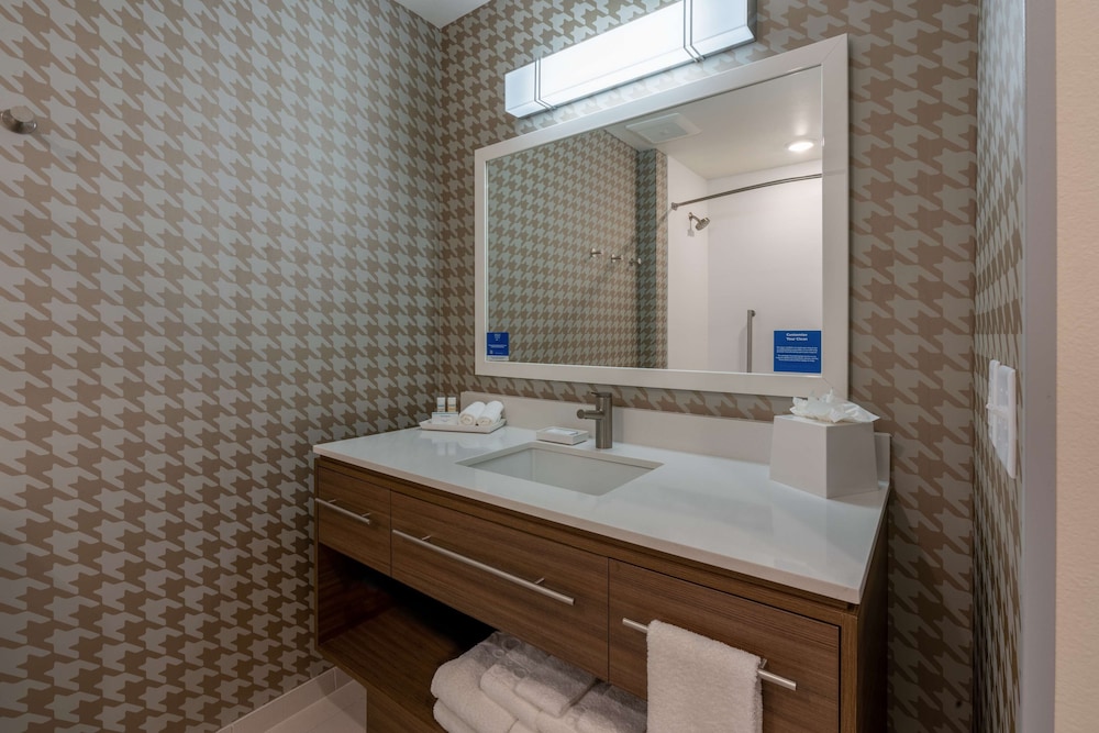 Home2 Suites by Hilton Pocatello ID - photo 24