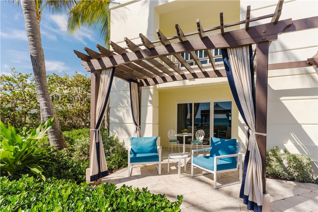 Eau Resort & Spa - photo 15