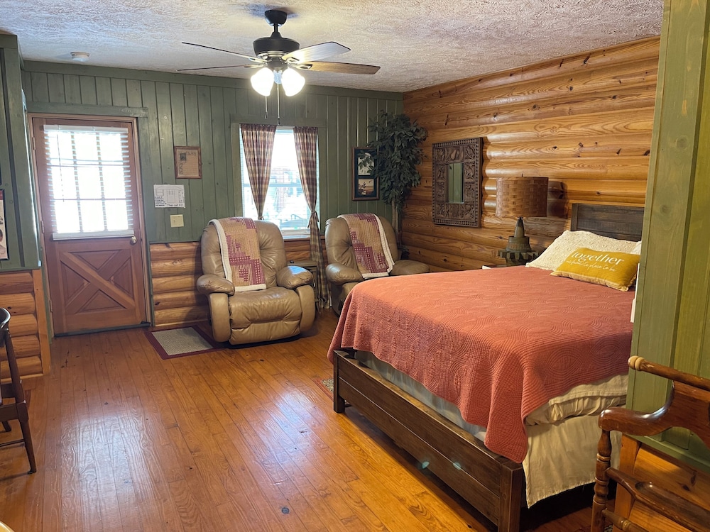 Mountain Aire Cottages & Inn - photo 143