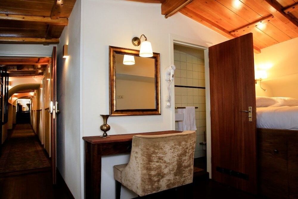 Hotelschip Antje - carbon neutral hotel in Den Helder