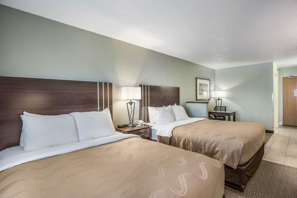 Quality Inn & Suites Pueblo West - photo 32