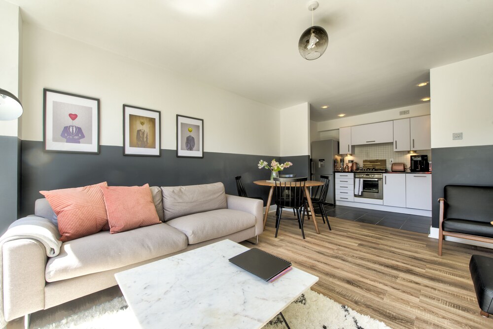 Buchanan Street Apartment — 5-Star Luxury Hotel in Glasgow, United Kingdom