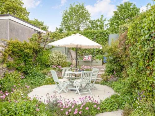 Lavender Cottage — 4-Star Luxury Hotel in Torquay, United Kingdom