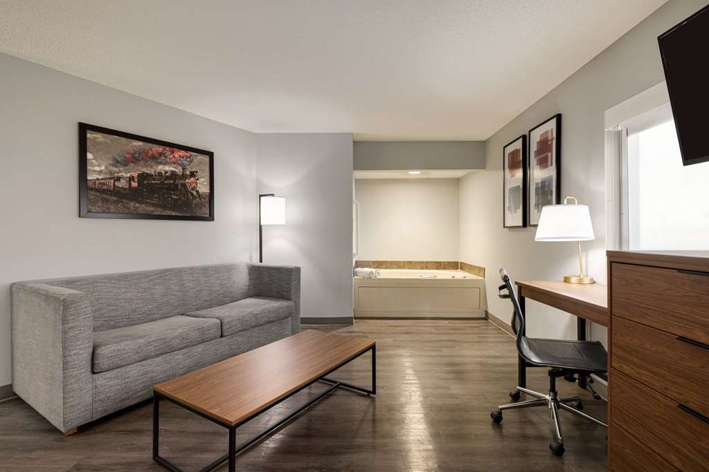 Americinn by Wyndham Lincoln South - photo 32