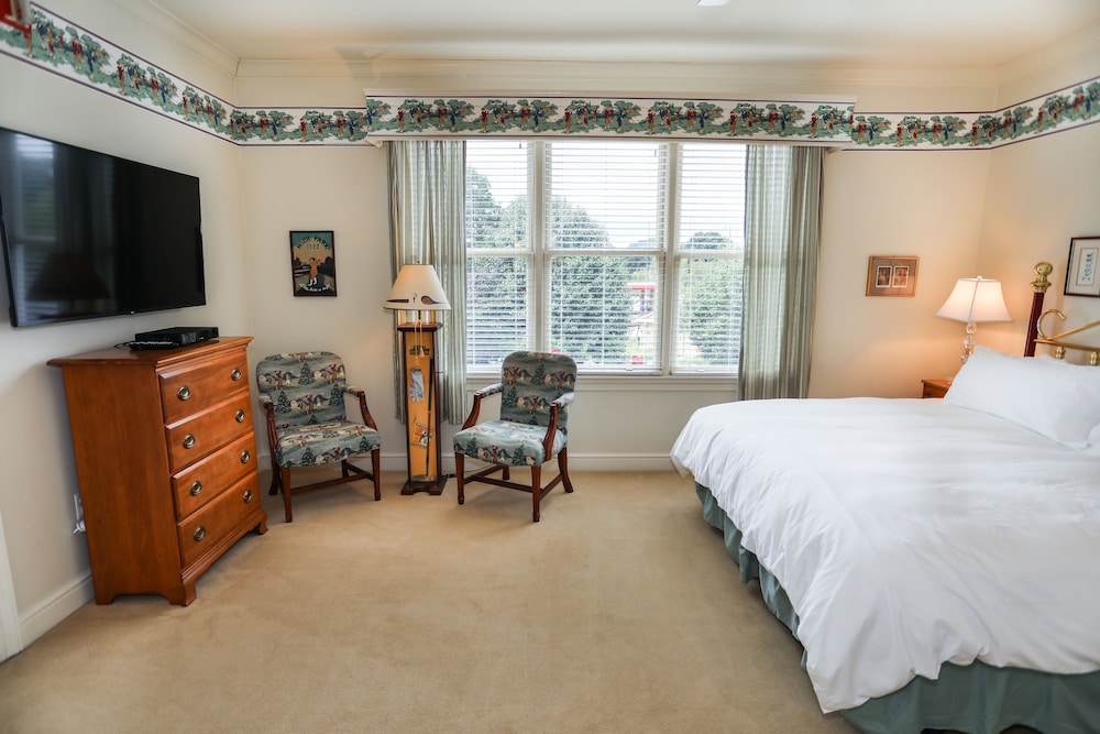 Oakmont Inn - photo 25