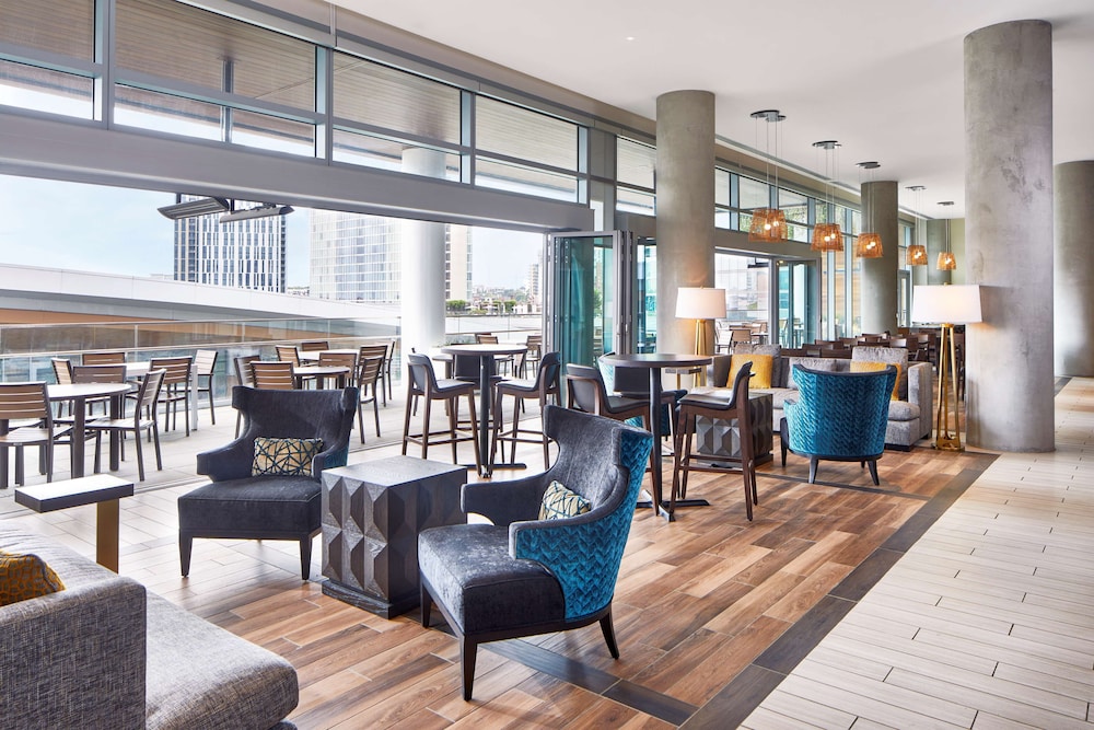 Embassy Suites by Hilton Nashville Downtown - photo 64