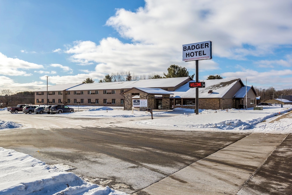 Cobblestone Inn & Suites Merrill - photo 52