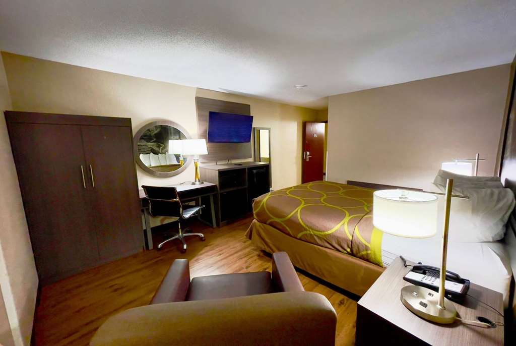 Super 8 by Wyndham Ithaca - photo 26
