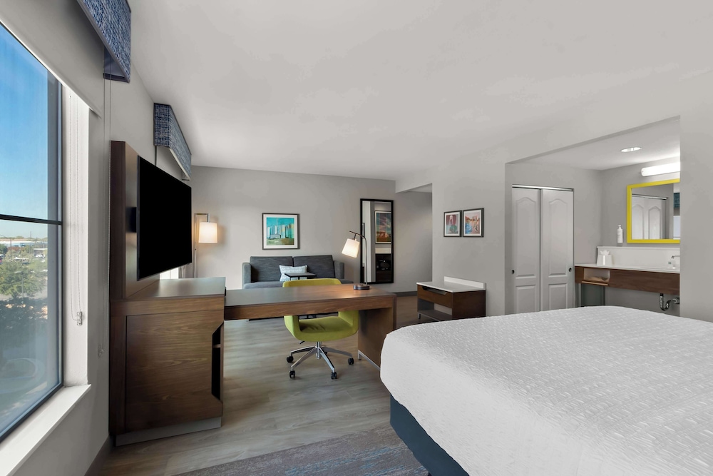 Hampton Inn & Suites Phoenix Gilbert - photo 23