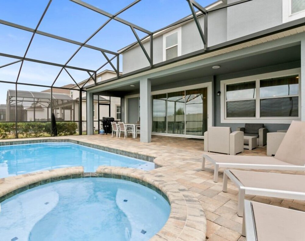 9 Bed 6.5 Bath Solara Resort 9 Bedroom Home by RedAwning - photo 24