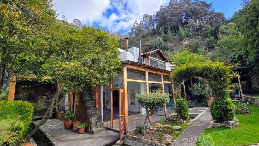 Monteluna - carbon neutral hotel in Bogota