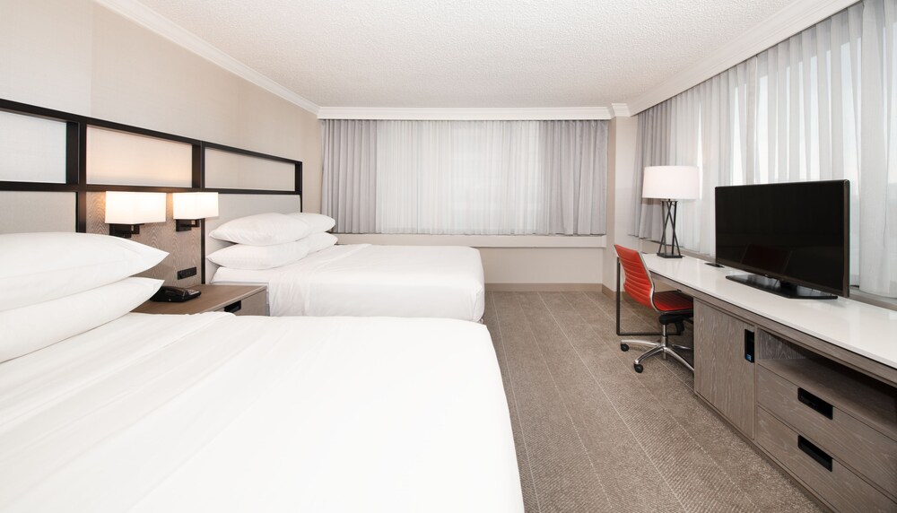 Crowne Plaza Baltimore Inner Harbor - photo 11