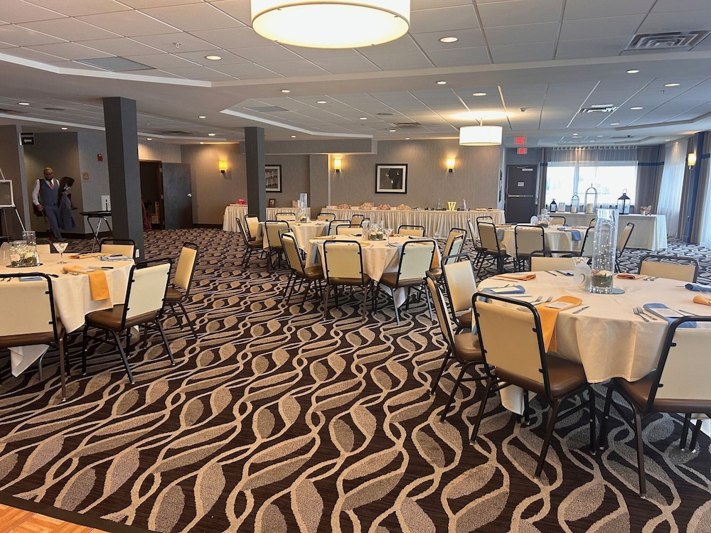 Crowne Plaza Niagara Falls NY Riverside by IHG - photo 75