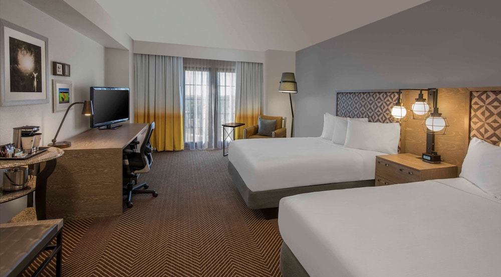 DoubleTree by Hilton Austin - photo 11