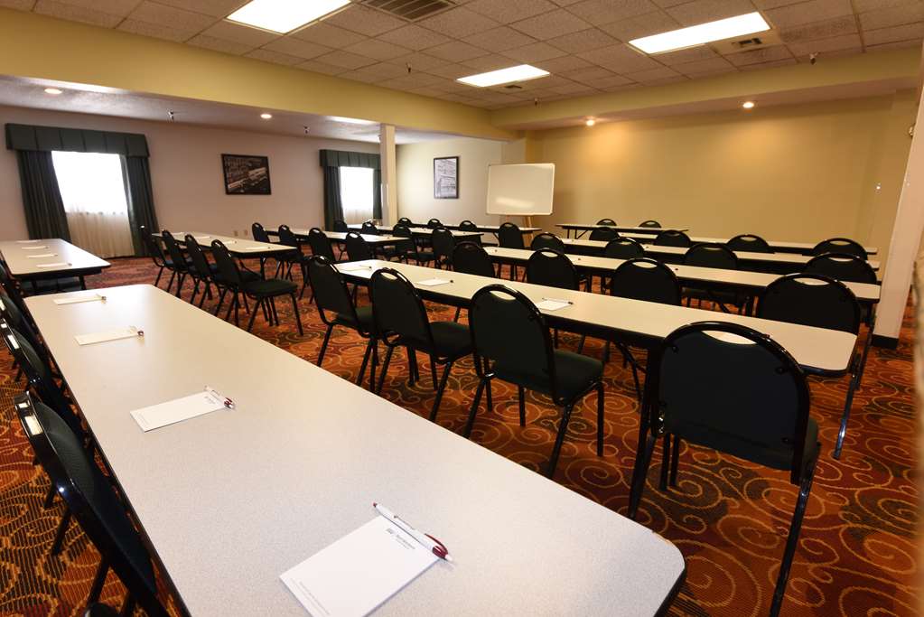 Best Western Plus Ahtanum Inn - photo 42