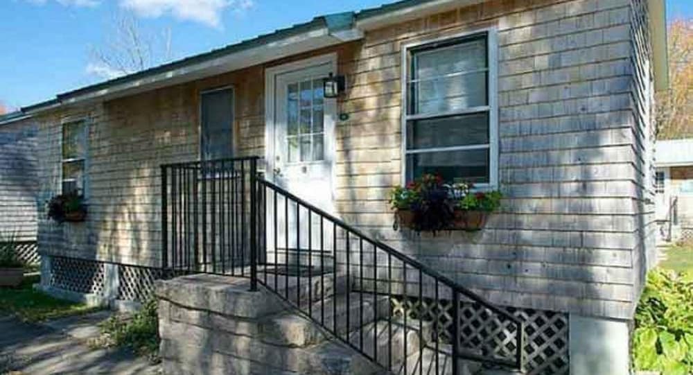 Shorelands Guest Resort and Cottages - photo 56