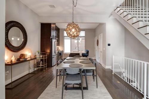 9 Bauhaus - last minute hotel in Asheville