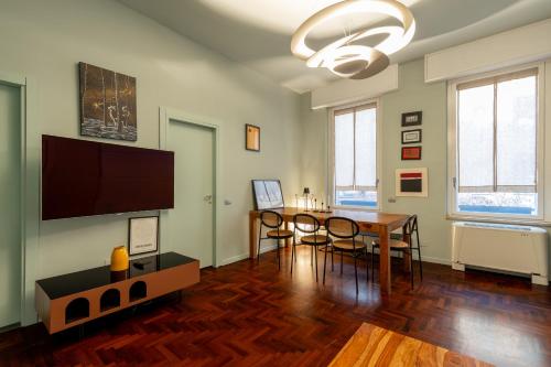 Cairoli Suite E Garage — 4-Star Luxury Hotel in Milan, Italy