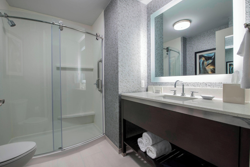 TownePlace Suites Boston Logan Airport Chelsea - photo 36