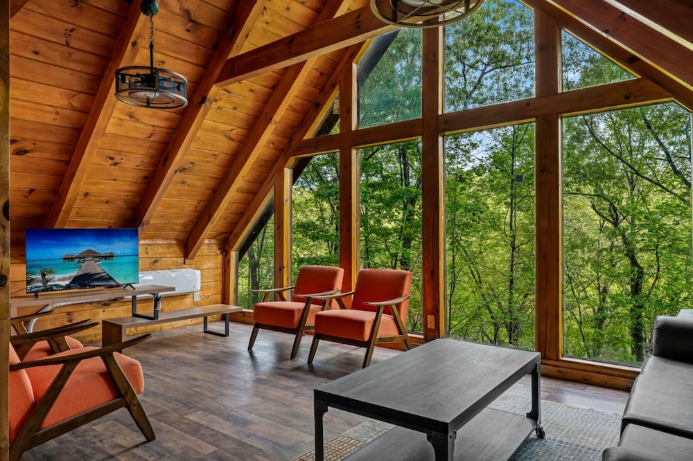 Mountain Majesty By Ghosal Luxury Lodging - photo 19