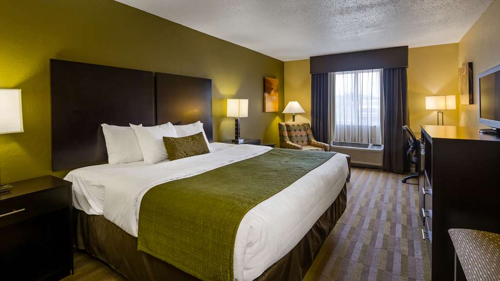 Best Western Norwalk - photo 10
