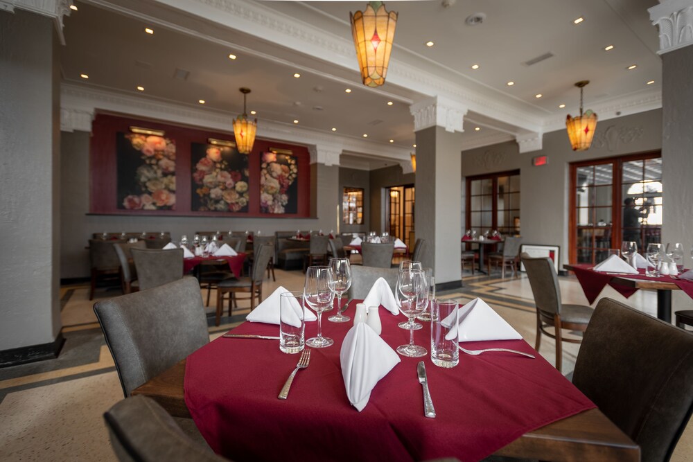 The Eldridge Hotel - photo 38