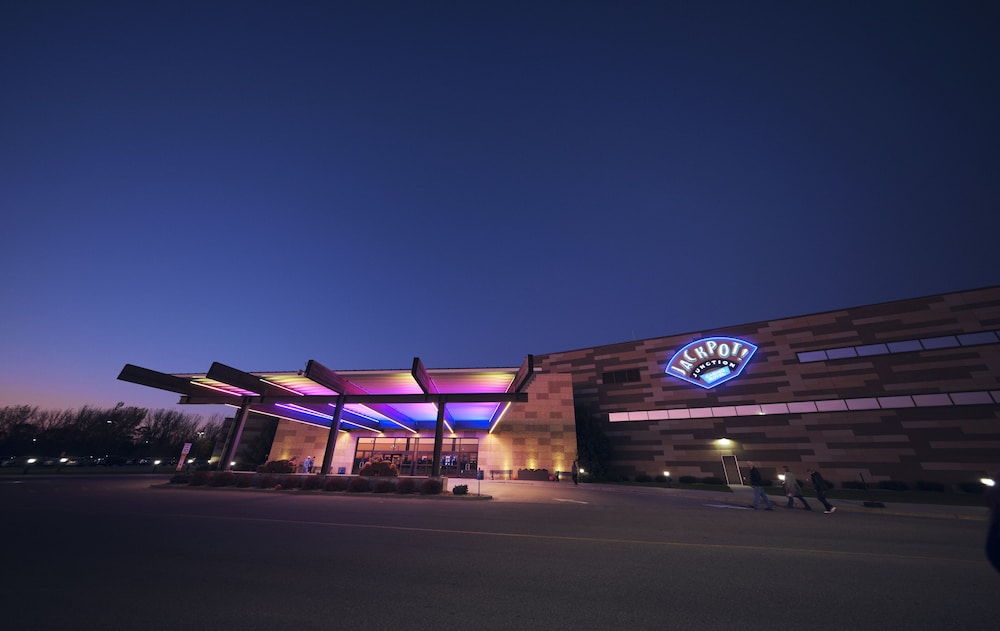 Jackpot Junction Casino Hotel — hotel in Morton