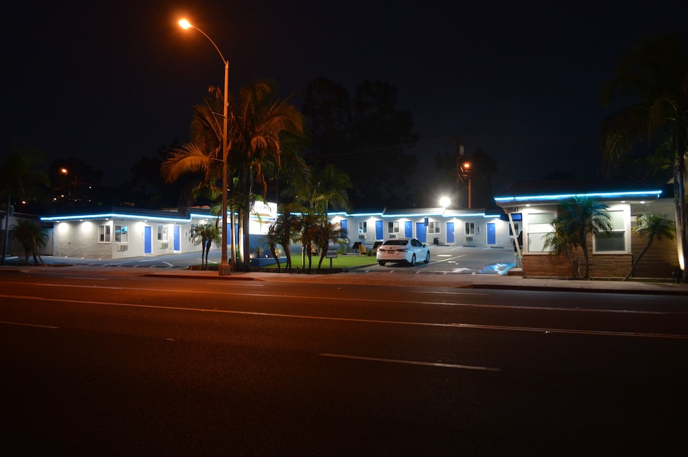 Calafia Inn - photo 38