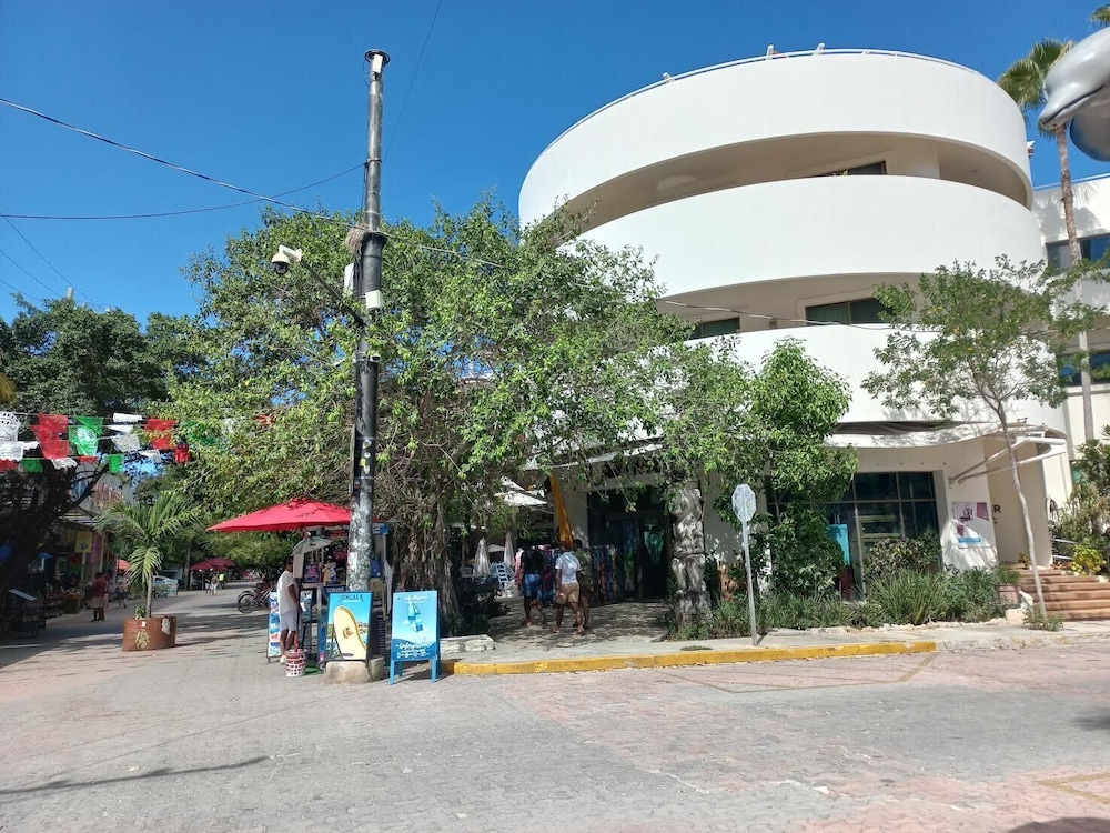 Riviera Maya Suites