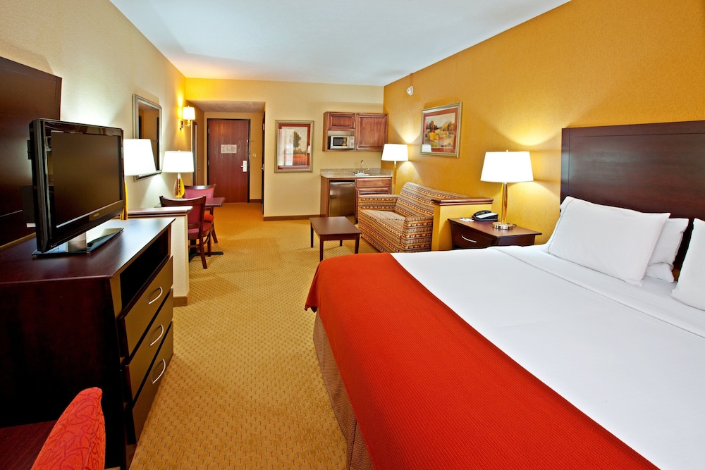 Holiday Inn Express & Suites Franklin KY by IHG - photo 8