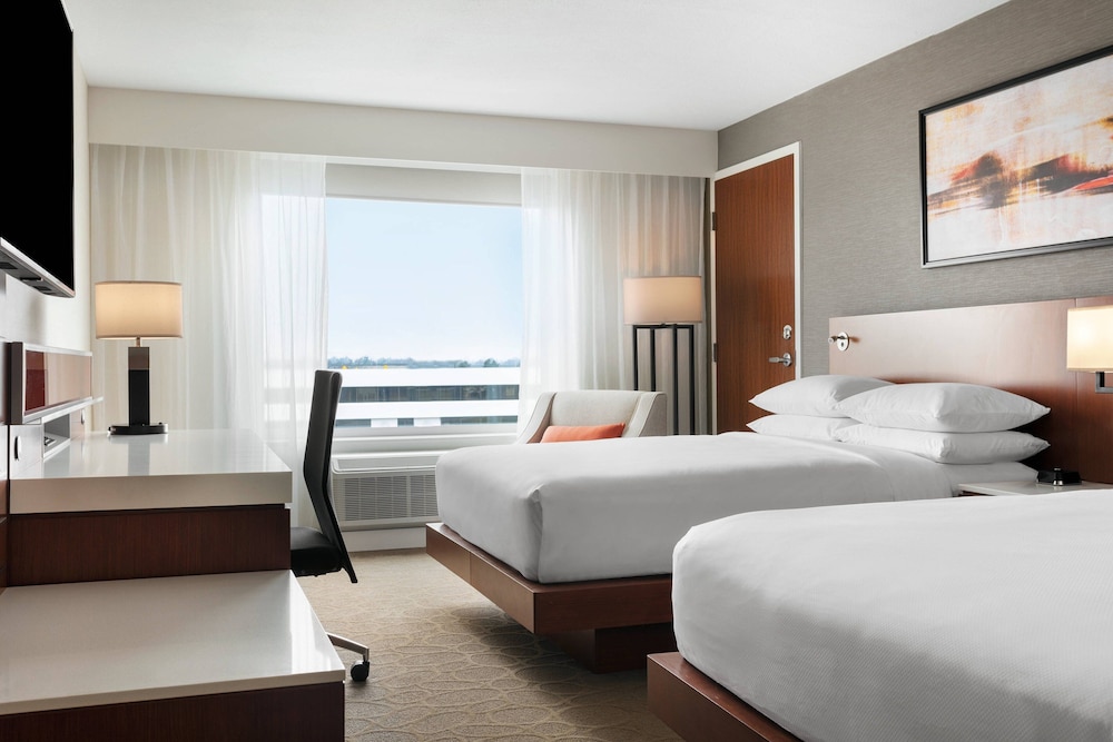 Delta Hotels by Marriott Indianapolis Airport - photo 4