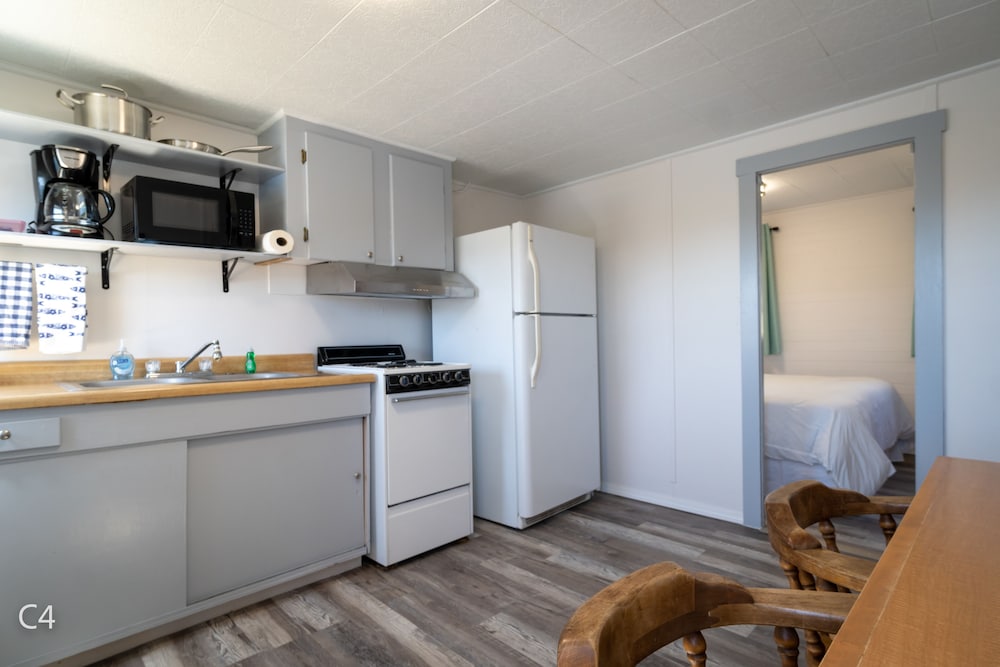 Raines Resort Cabins & RV - photo 35