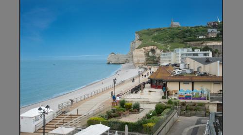 Le Noroit Vue Sur Mer in Etretat, France