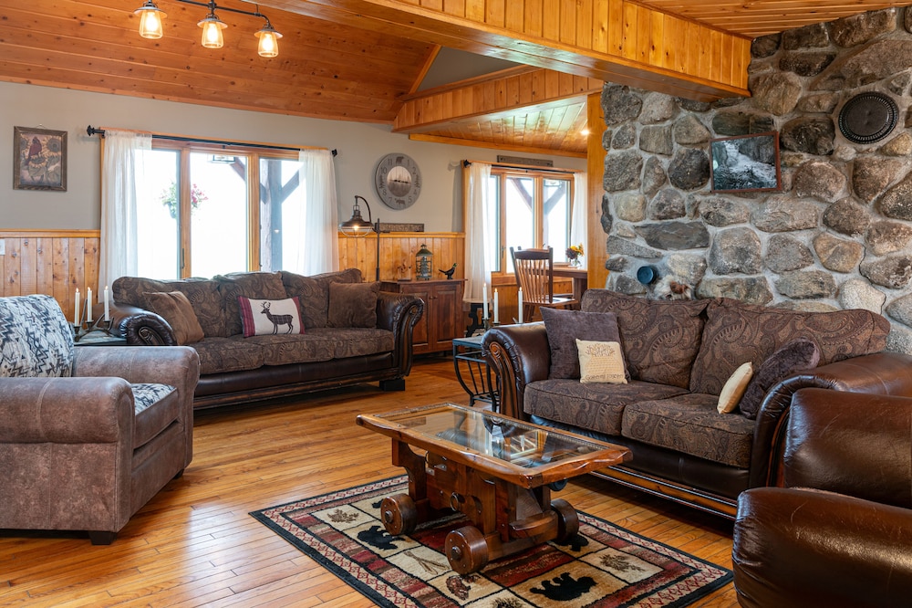 The Inn at OxBow Acres - photo 2