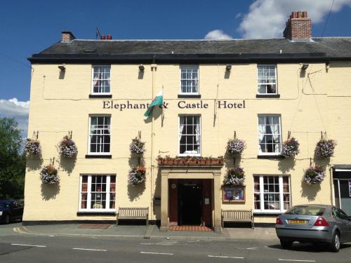 The Elephant & Castle Hotel in Newtown, United Kingdom