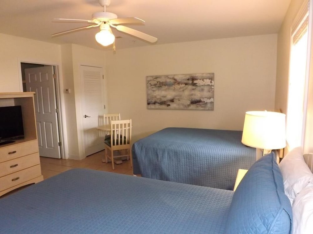 Brunswick Plantation Resort and Golf Villas 2302l in the Heart of NC Seafood Country by Redawning