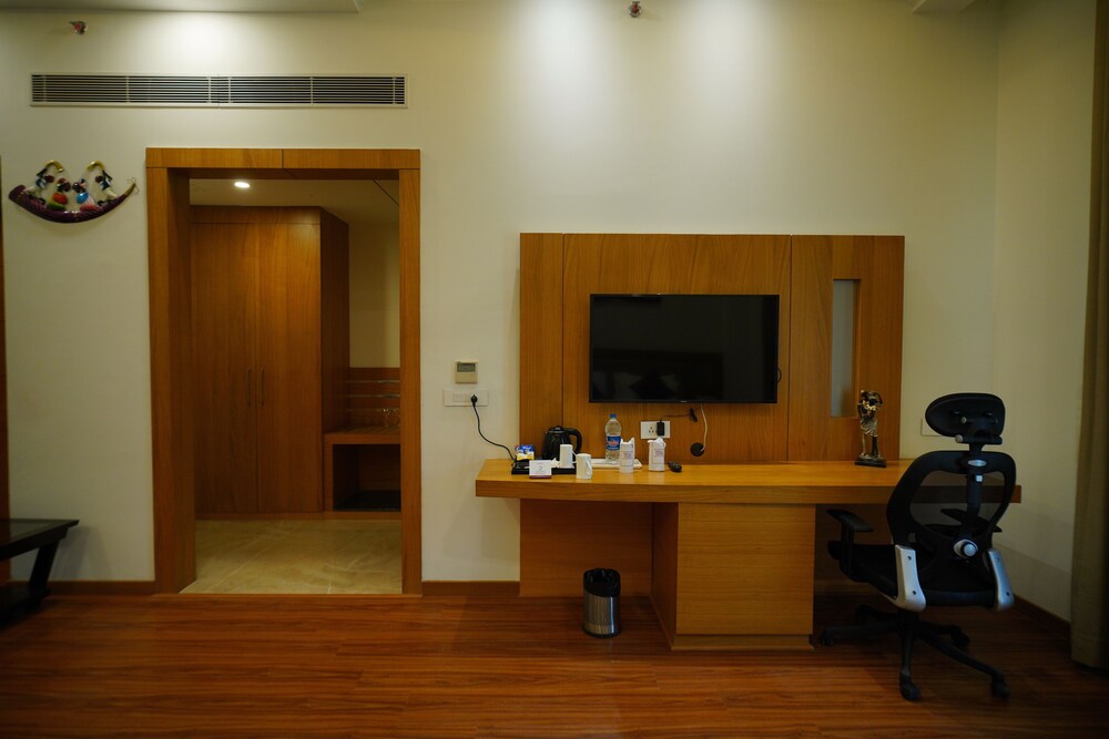 Clarks Inn Aligarh — Aligarh — photo 3