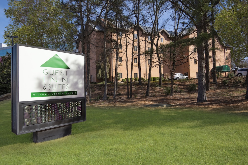 Guest Inn & Suites Midtown Medical Center - photo 25