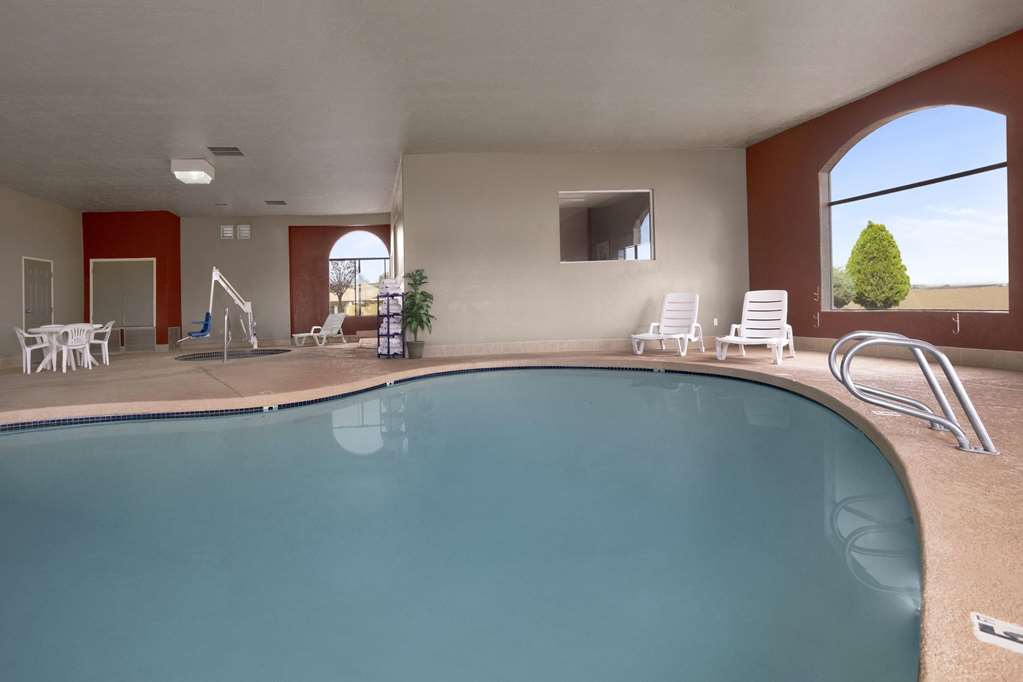 Howard Johnson by Wyndham Holbrook - photo 5