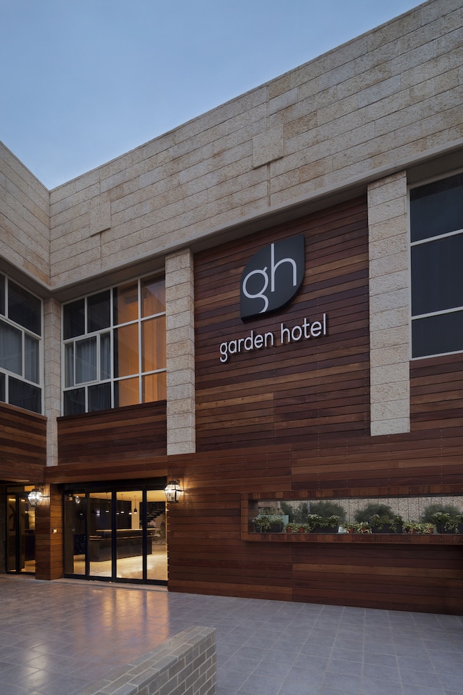 Garden Hotel — hotel in Haifa